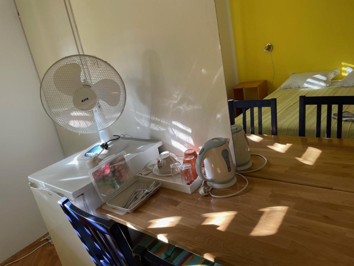 Hvar Guesthouse - Double Bedroom With Private Bathroom Єлса Екстер'єр фото